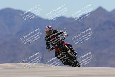 media/Mar-24-2025-Moto Forza (Mon) [[57ce5c5cff]]/2-Intermediate Group/Session 4 (Turn 9)/